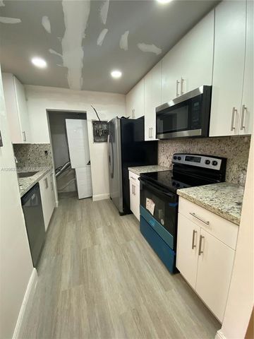 556 NW 114th Avenue 203, Sweetwater, FL 33172