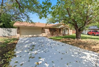 1016 Angela Court, Everman, TX 76140