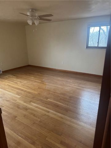 2867 Hastings Dr, Lower Burrell, PA 15068