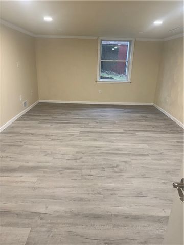 2867 Hastings Dr, Lower Burrell, PA 15068