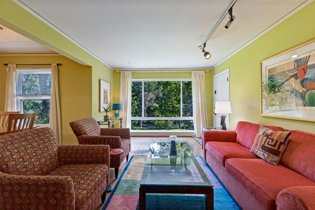 605 S Ravinia Drive, Dallas, TX 75211