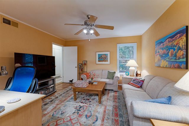 605 S Ravinia Drive, Dallas, TX 75211