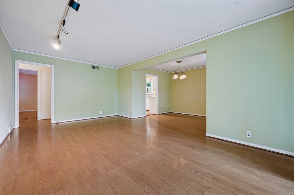 605 S Ravinia Drive, Dallas, TX 75211 — photo 5