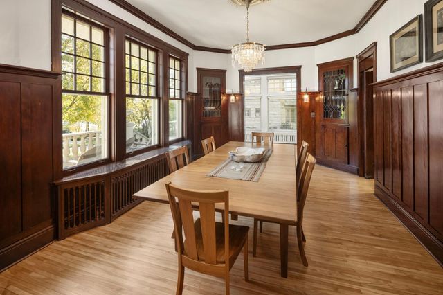 2700 W Lake Of The Isles Parkway, Minneapolis, MN 55416