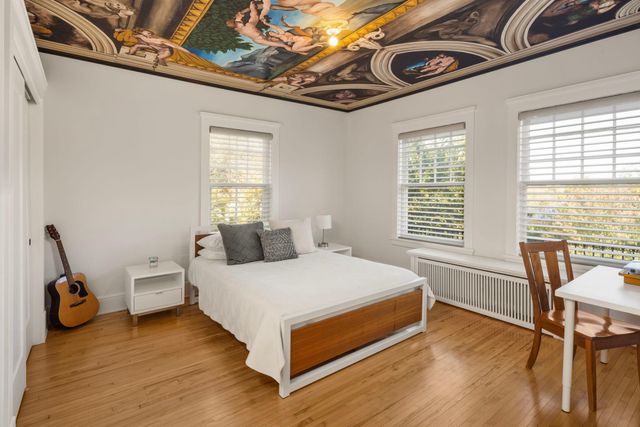 2700 W Lake Of The Isles Parkway, Minneapolis, MN 55416