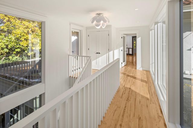 2700 W Lake Of The Isles Parkway, Minneapolis, MN 55416