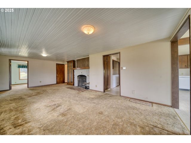 32650 OESTER Rd, Warren, OR 97053