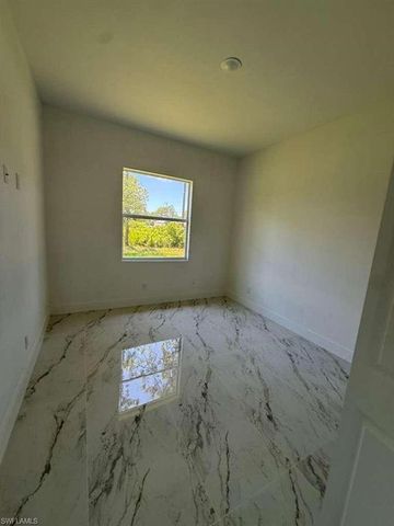 908 Winters ST E, Lehigh Acres, FL 33974