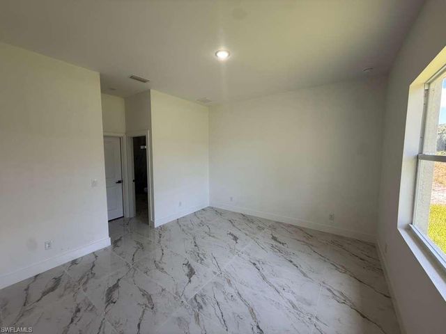 908 Winters ST E, Lehigh Acres, FL 33974