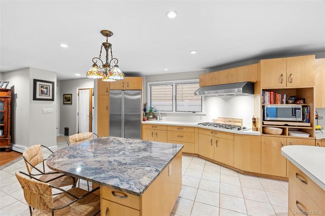 2686 Frances Street, Bellmore, NY 11710