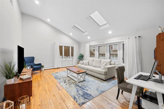 2686 Frances Street, Bellmore, NY 11710