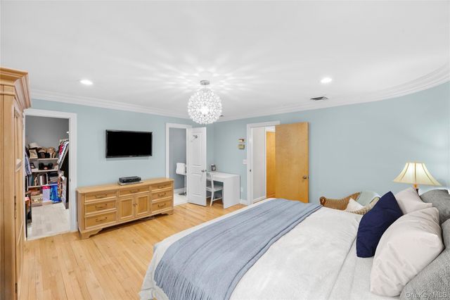 2686 Frances Street, Bellmore, NY 11710