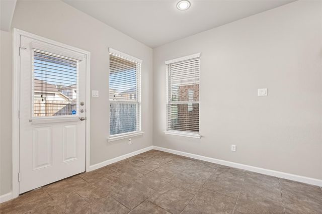 3111 Cambridge Falls Drive, Fresno, TX 77545