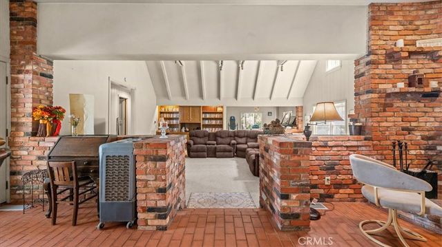 5998 Pine Avenue, Angelus Oaks, CA 92305