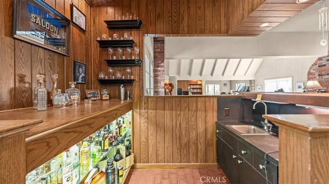 5998 Pine Avenue, Angelus Oaks, CA 92305