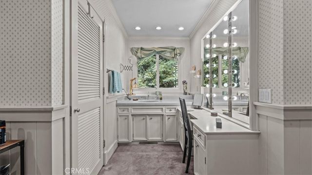 5998 Pine Avenue, Angelus Oaks, CA 92305