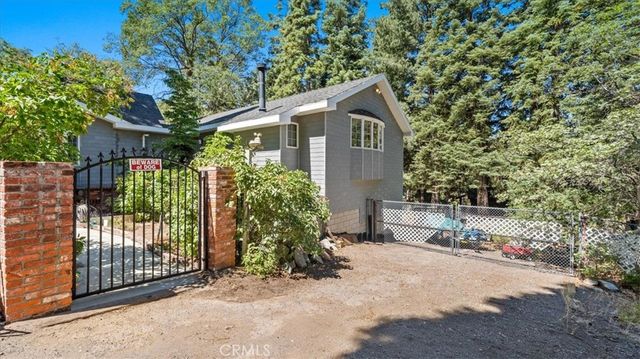 5998 Pine Avenue, Angelus Oaks, CA 92305