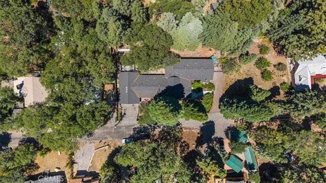 5998 Pine Avenue, Angelus Oaks, CA 92305