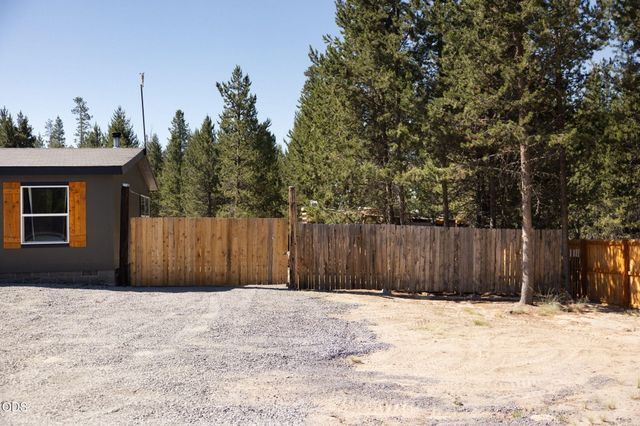 12234 Alderwood Drive, La Pine, OR 97739