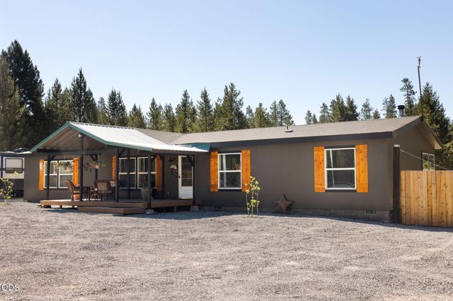 12234 Alderwood Drive, La Pine, OR 97739