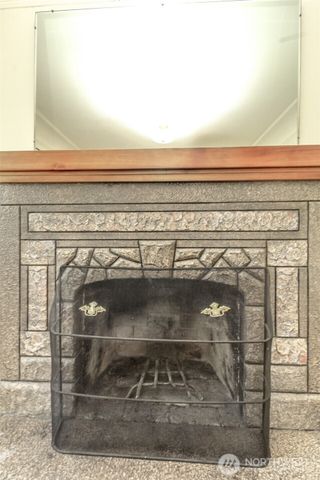 617 Burnett Avenue S, Renton, WA 98057