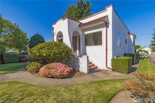 617 Burnett Avenue S, Renton, WA 98057