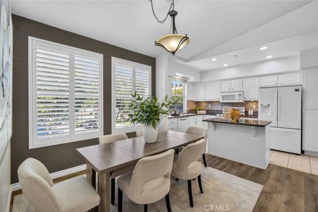 2212 Crescent Oak, Irvine, CA 92618