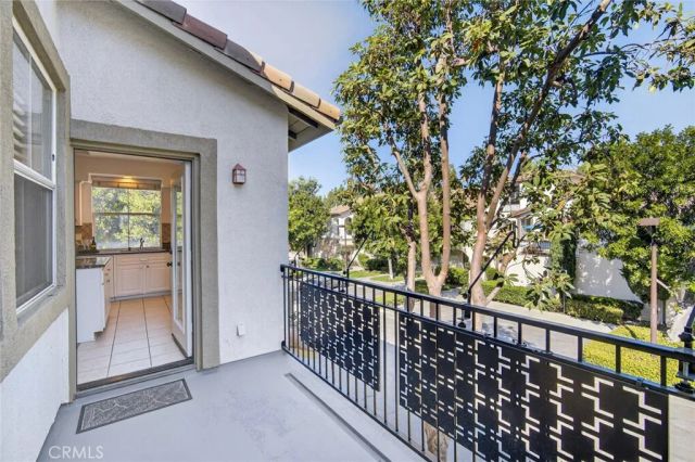 2212 Crescent Oak, Irvine, CA 92618