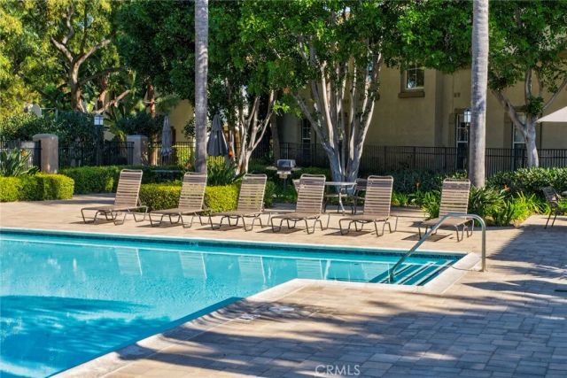 2212 Crescent Oak, Irvine, CA 92618