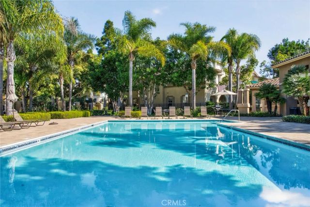 2212 Crescent Oak, Irvine, CA 92618