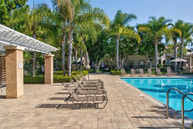 2212 Crescent Oak, Irvine, CA 92618