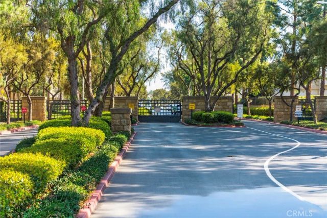 2212 Crescent Oak, Irvine, CA 92618