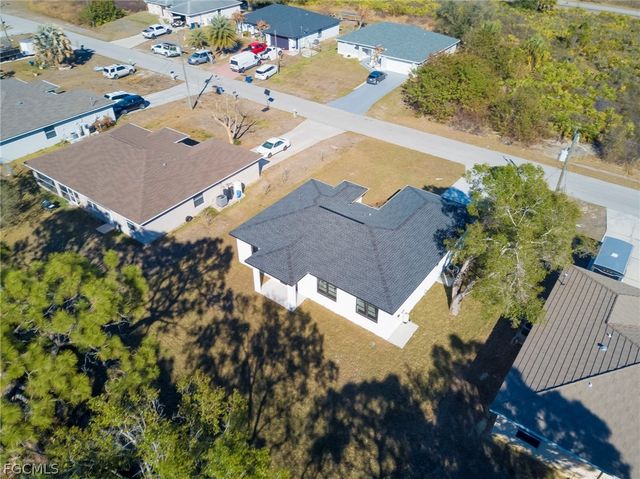 1827 Tomaso AVE, Lehigh Acres, FL 33972