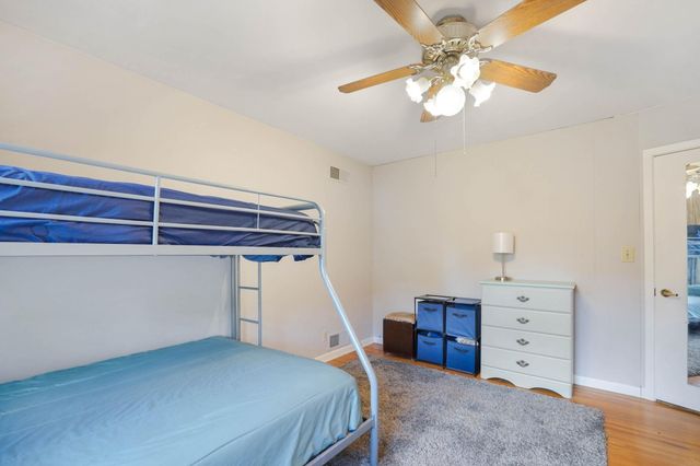 711 Cornwall Avenue, Waterloo, IA 50702