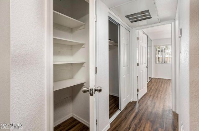 3810 N MARYVALE Parkway 1058, Phoenix, AZ 85031