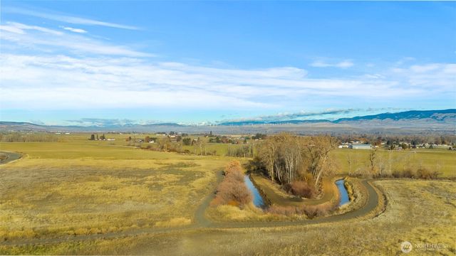 1681 Edge Bluff Loop, Ellensburg, WA 98926