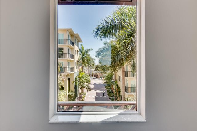 235 NE 1st Street, Delray Beach, FL 33444