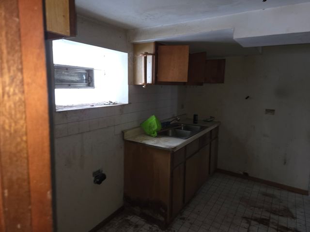 2219 Market Street, Blue Island, IL 60406