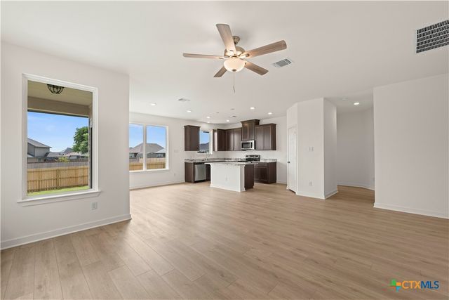 7715 Krenek Tap Drive, Temple, TX 76502