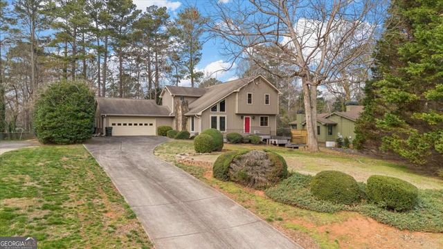 3892 Johnson Ferry Drive, Marietta, GA 30062