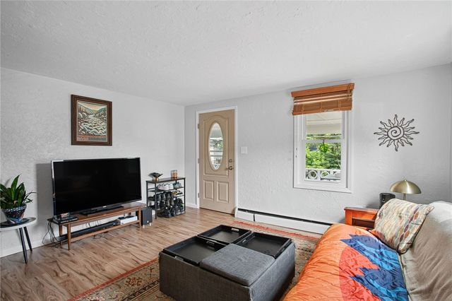 6601 Library Rd, South Park, PA 15129