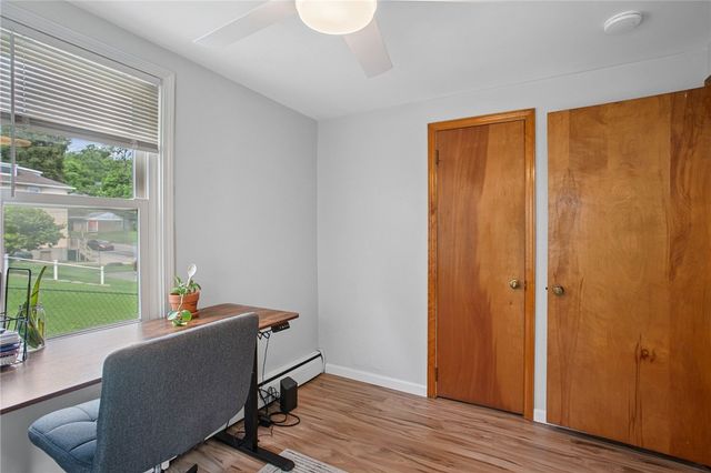 6601 Library Rd, South Park, PA 15129