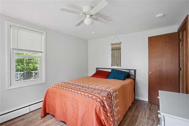 6601 Library Rd, South Park, PA 15129