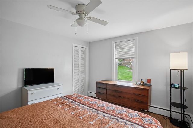 6601 Library Rd, South Park, PA 15129