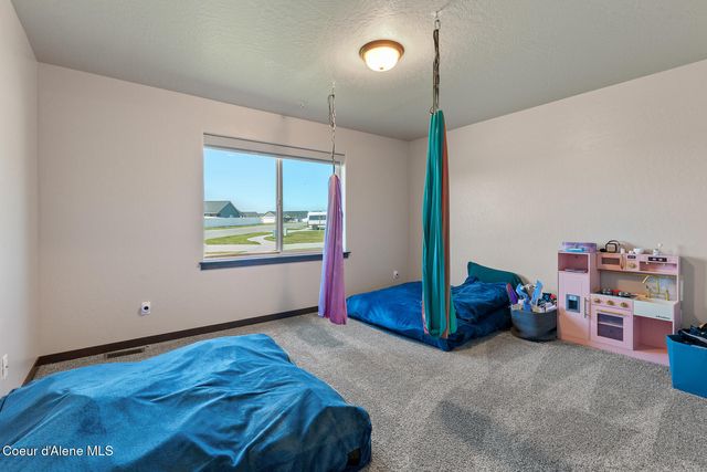 12726 N Cavanaugh Dr, Rathdrum, ID 83858