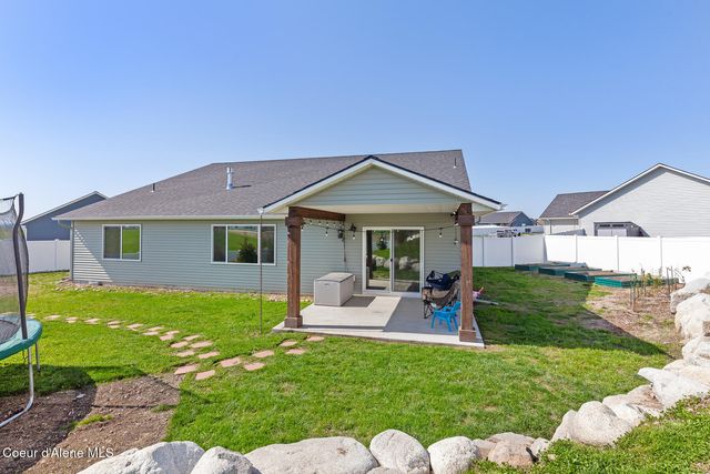 12726 N Cavanaugh Dr, Rathdrum, ID 83858