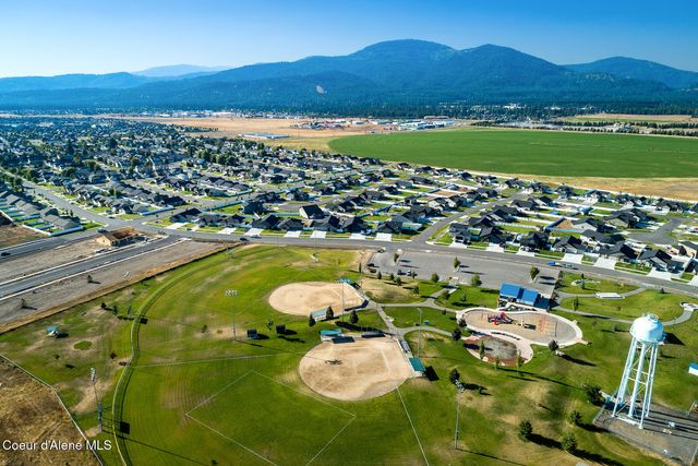 12726 N Cavanaugh Dr, Rathdrum, ID 83858