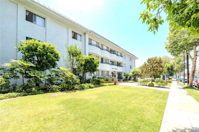 972 E California Boulevard 202, Pasadena, CA 91106