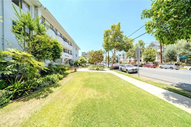 972 E California Boulevard 202, Pasadena, CA 91106