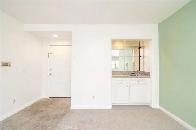 972 E California Boulevard 202, Pasadena, CA 91106